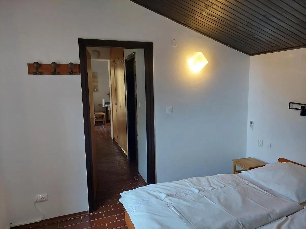 Gavza Sunset Apartment Cres 0*,  Croatia